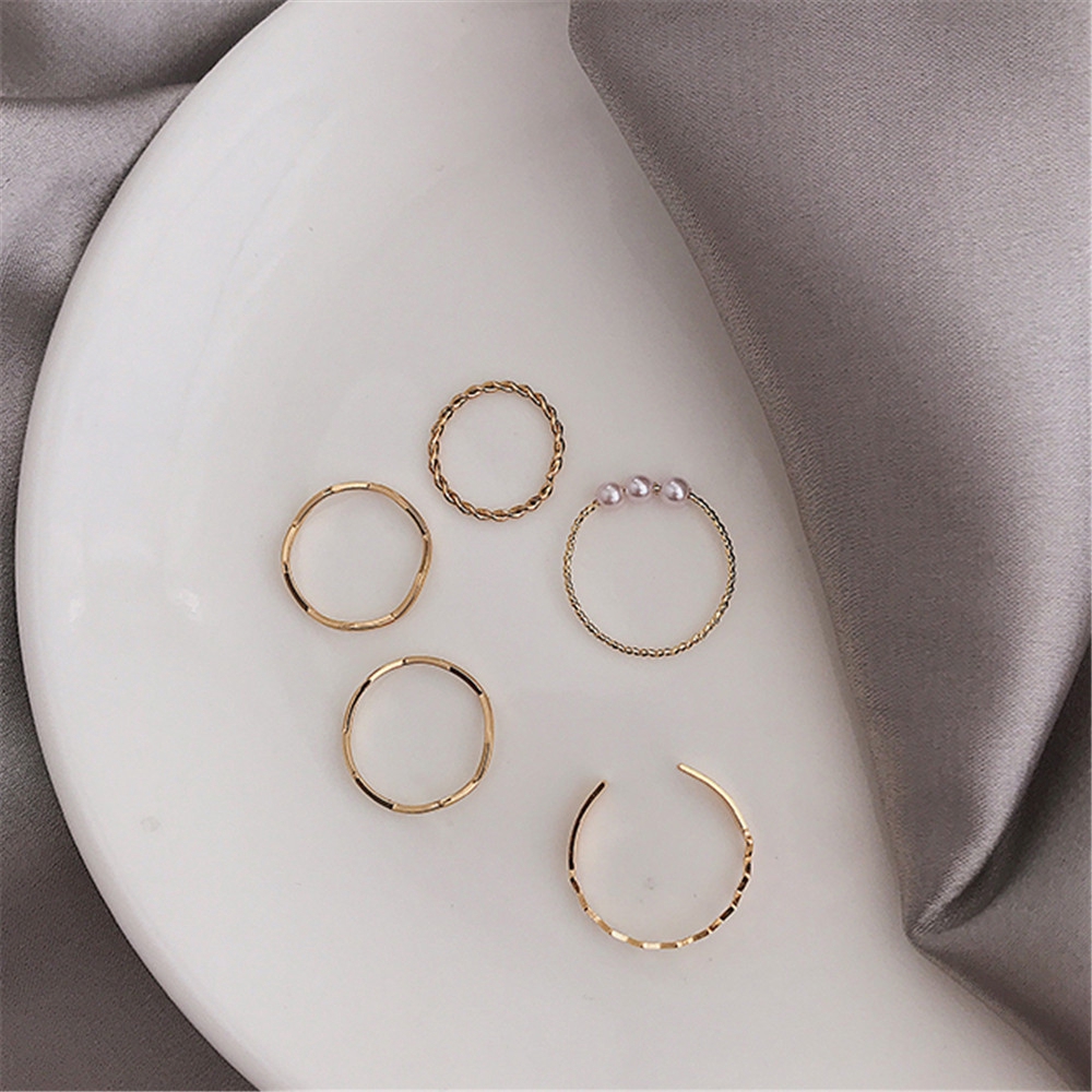 Set of 5 Korean fashion pearl rings for women