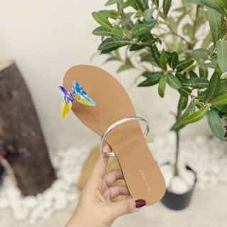 Dép xỏ ngón