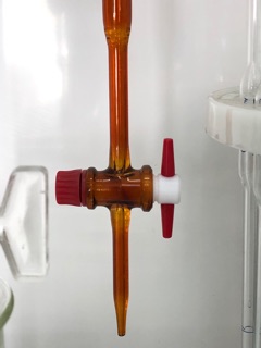 Buret/ burret thuỷ tinh isolab 10-100ml