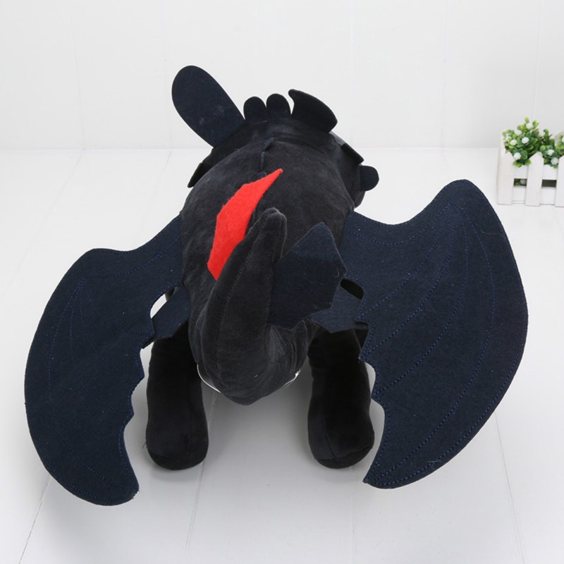 Thú nhồi bông mô phỏng chú rồng trong phim "Bí kíp luyện rồng"