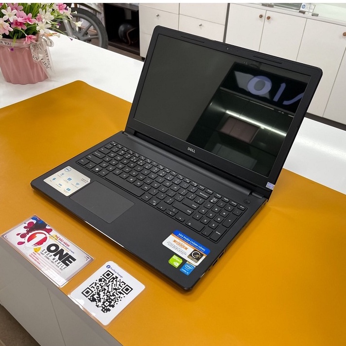 Laptop Dell inspiron 5558 Core i5 5200U/ Ram 8Gb/ Card đồ họa rời nvidia GT920M mạnh mẽ .
