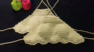 Bikini áo móc len