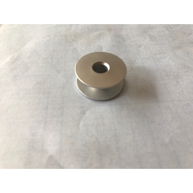 Suốt máy may 1 kim