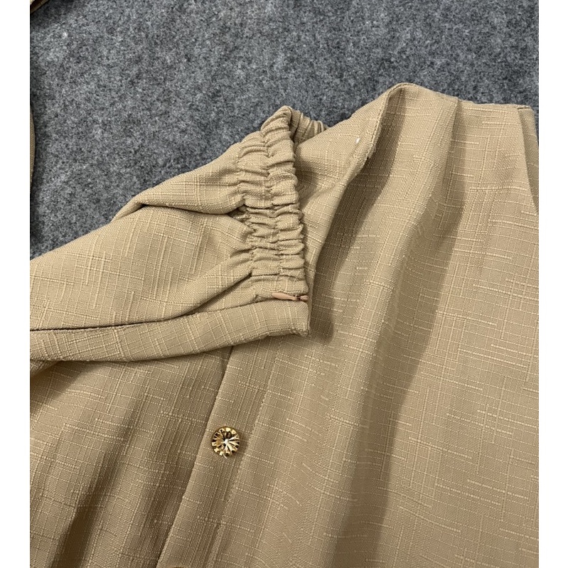 SET ÁO CROPTOP PHỐI CHÂN VÁY NÚT DÀI QUA GỐI