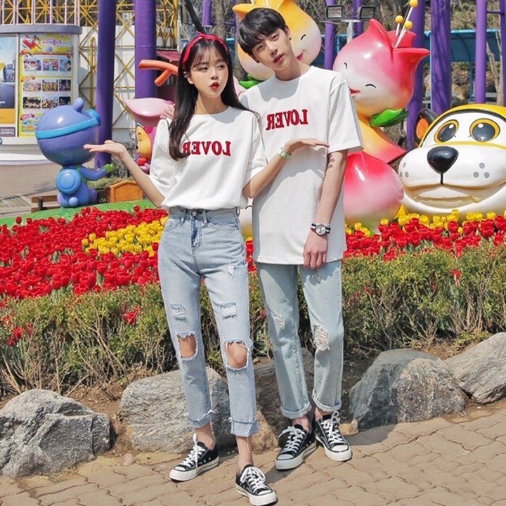 Áo Thun Đôi Tình Nhân Màu Trắng In Chữ LOVER ATN6108
