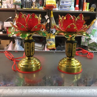 Đèn thờ Hoa Sen 150k 1 đôi