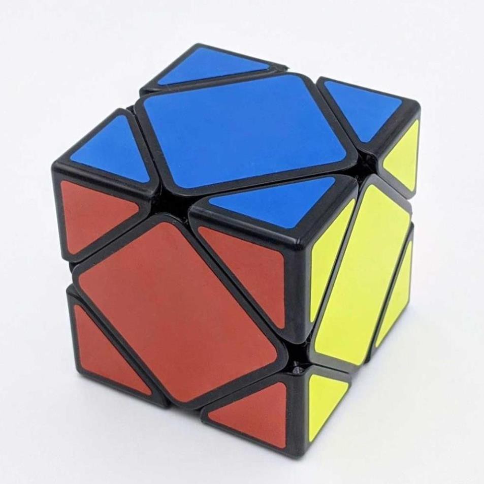 Rubik biến thể Skewb viền đen