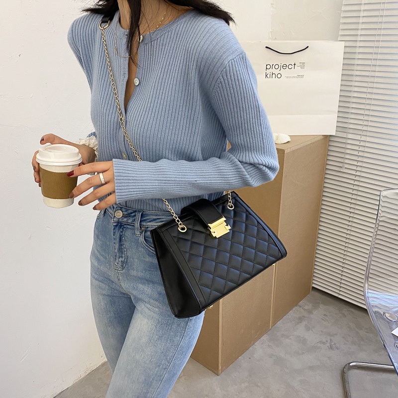 Túi xách IELGY hình vuông nhỏ đeo chéo vai phối dây xích bề mặt lưới