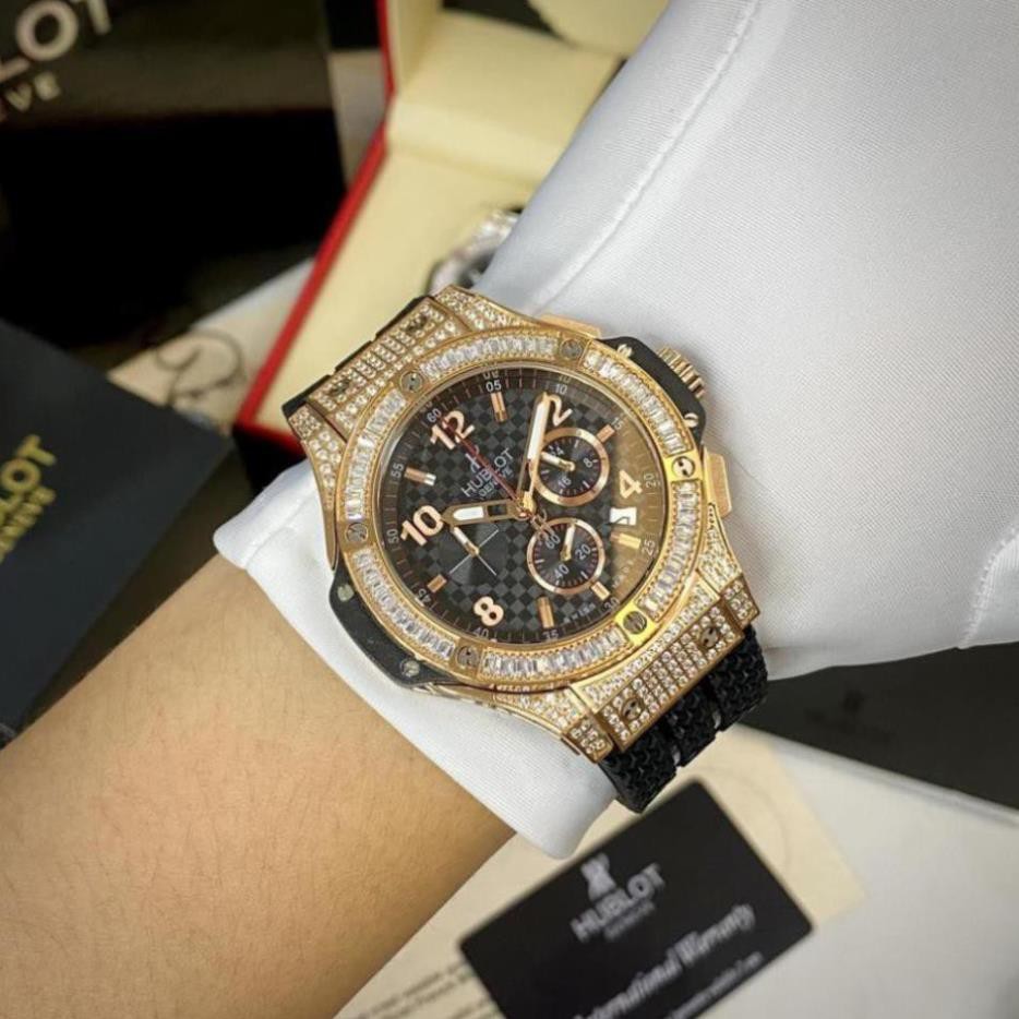 Đồng hồ nam Hublot mặt tròn size 42 đính đá cao cấp dây cao su chống nước DH605