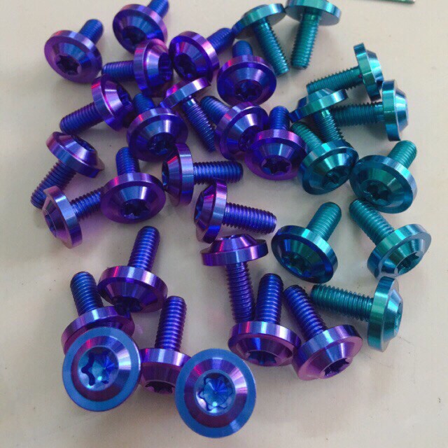 ỐC TITAN GR5 6li15 DÙ TO DÀY bắt ốp pô , dè , áo ...