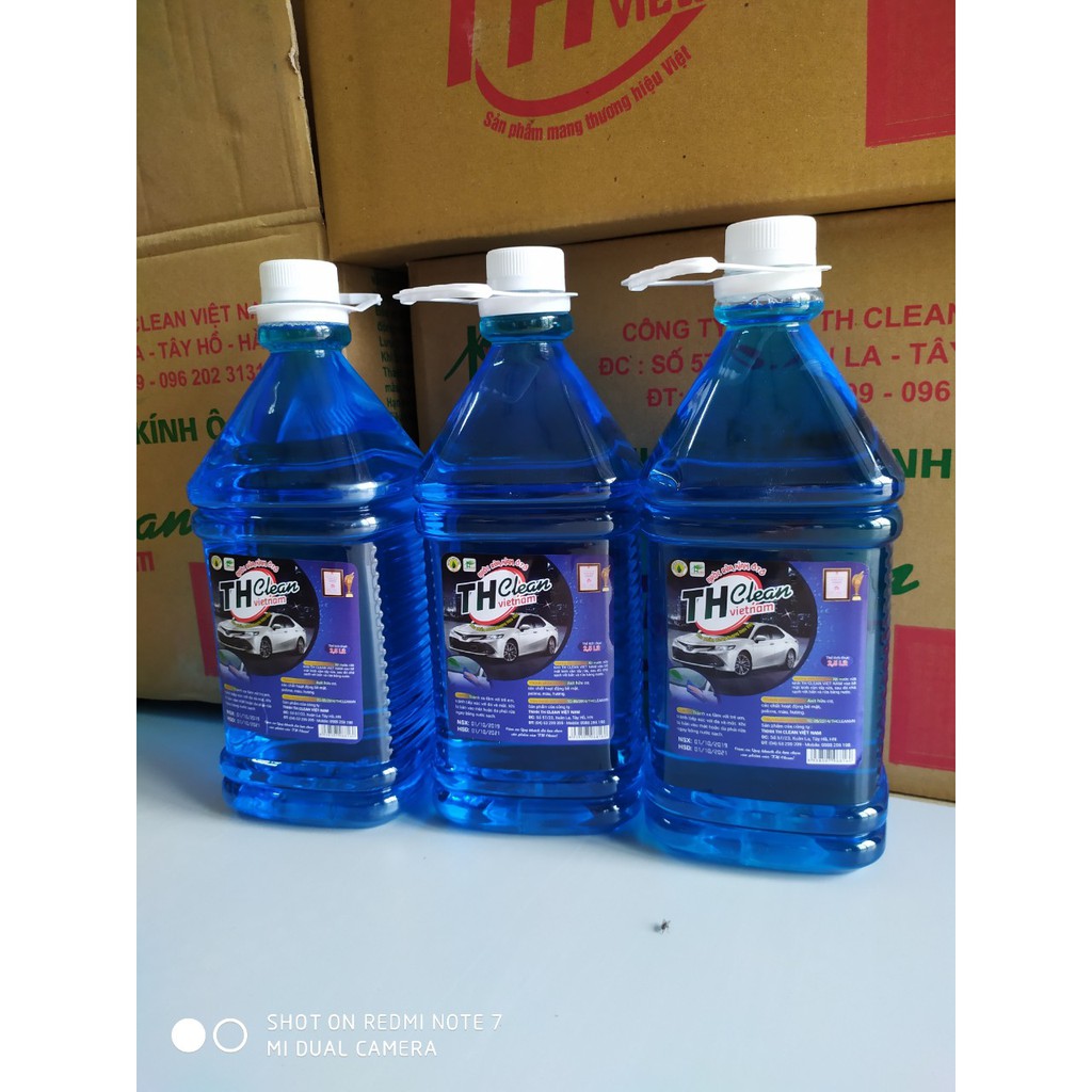 Nước rửa kính ô tô TH Clean can 2.5 lít