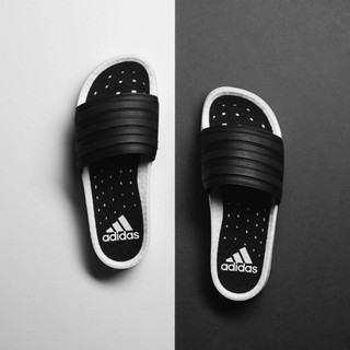 Dép Thể Thao Adidas Adilette Boost