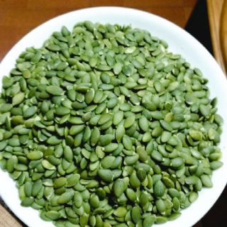 Combo gồm óc chó đỏ và nhân bí