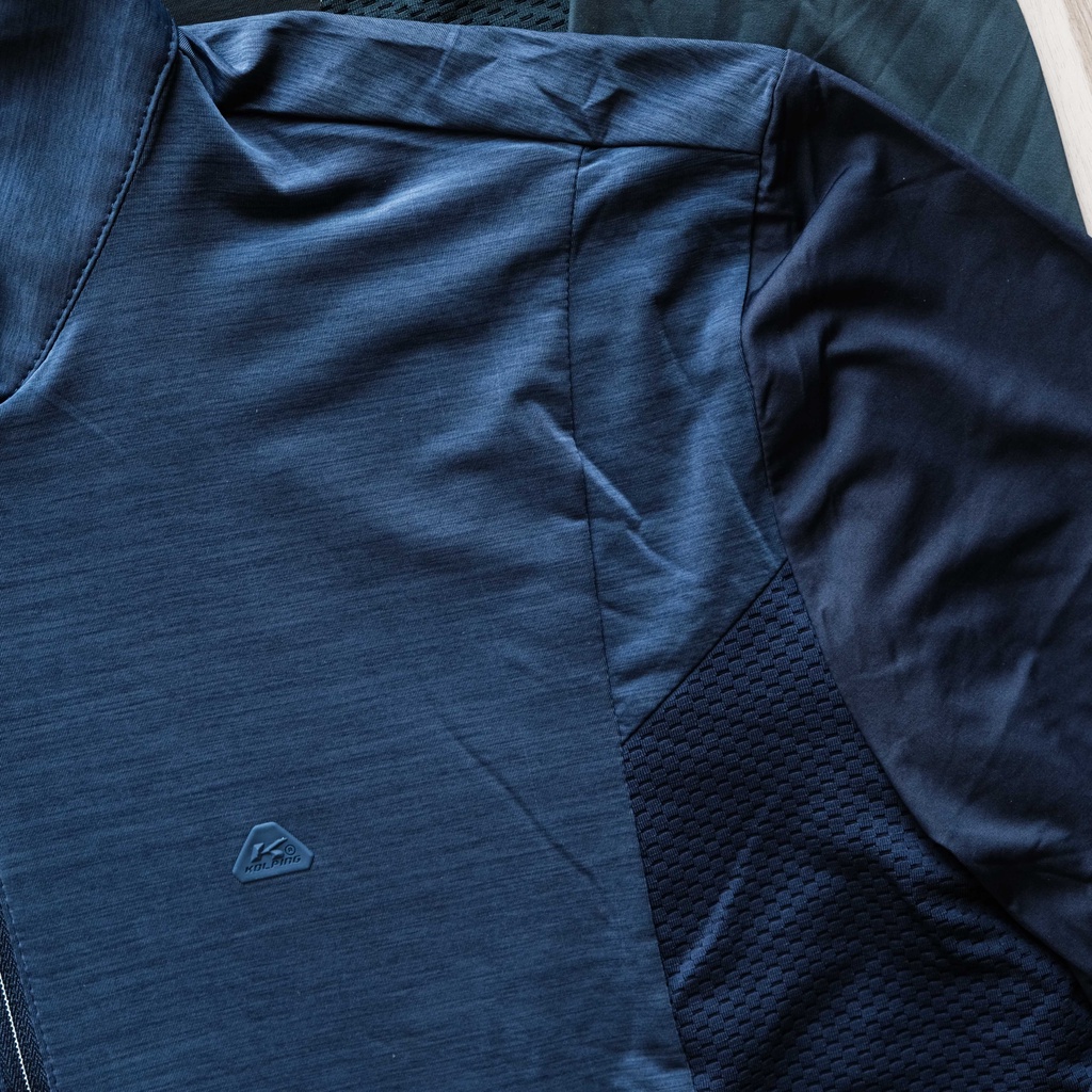 Áo thun dài tay cổ khóa Zipper tiện dụng, Áo thể thao nam tay dài