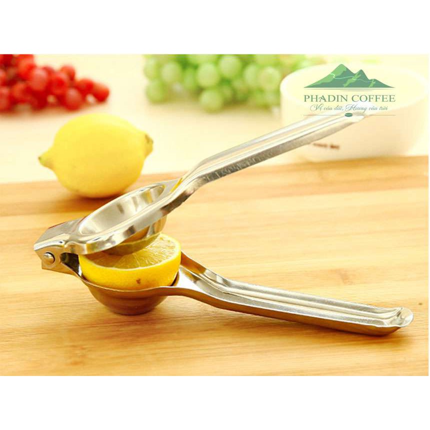 Dụng cụ vắt chanh bằng inox tiện dụng
