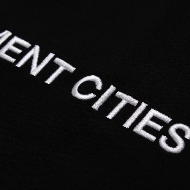 Áo thun hàn LMC thêu