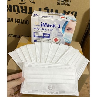Khẩu trang Duy Khánh 4 lớp màu trắng viền xanh hộp 50 cái