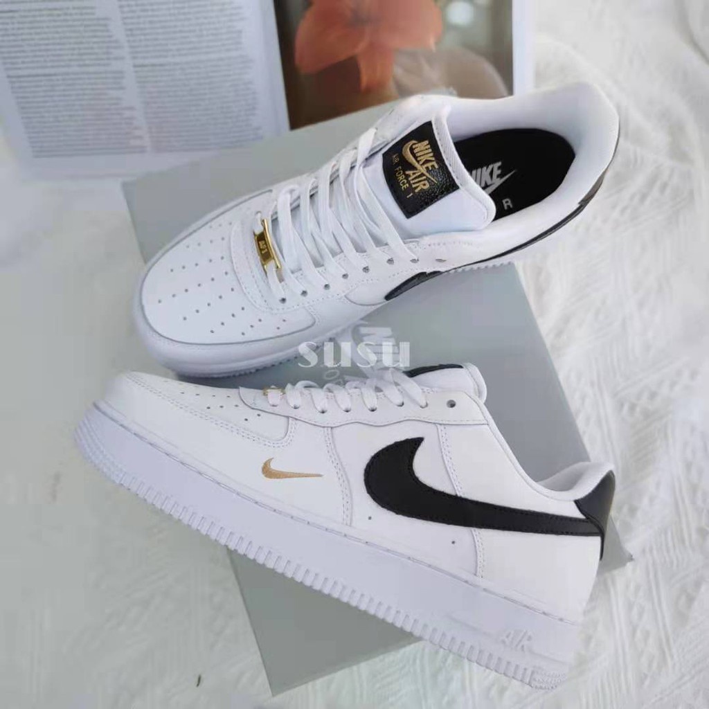 Giày Sneaker air force 1 low trắng vệt đen logo thêu vàng ,  Giày thể thao af1 07 Essential White Black Gold 2022
