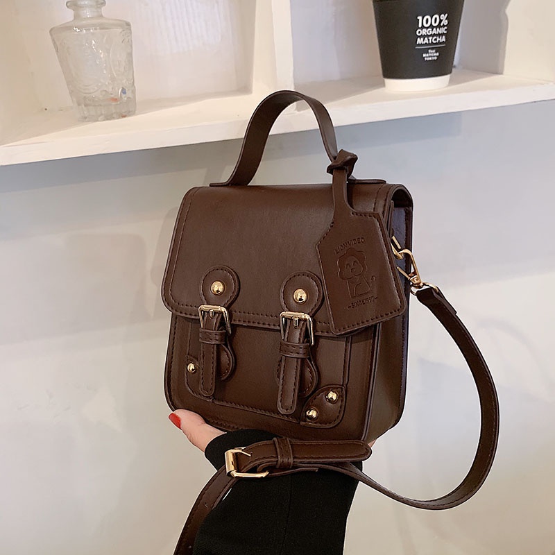 Túi đeo vai Ielgy thời trang nữ kiểu Hàn phối màu đính đinh tán