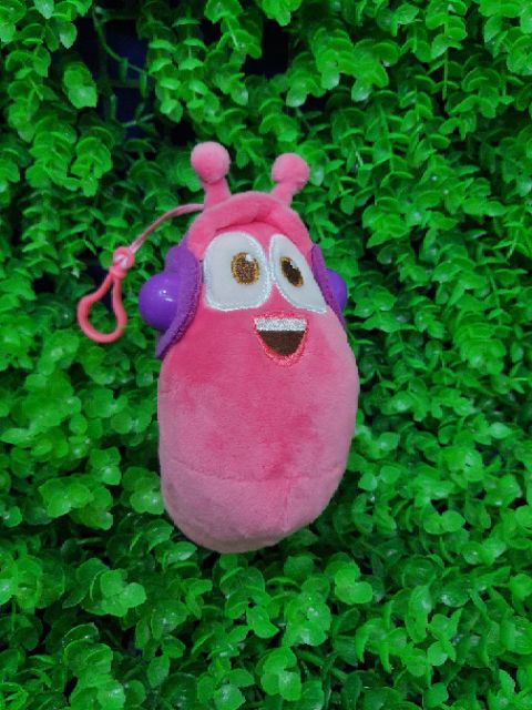 Gấu bông sâu Larva hồng đeo tai phone