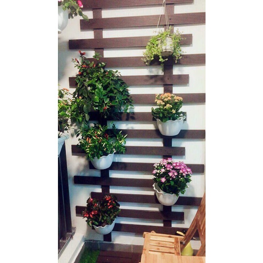 Khung composite treo hoa / giàn treo hoa / trang trí ban công