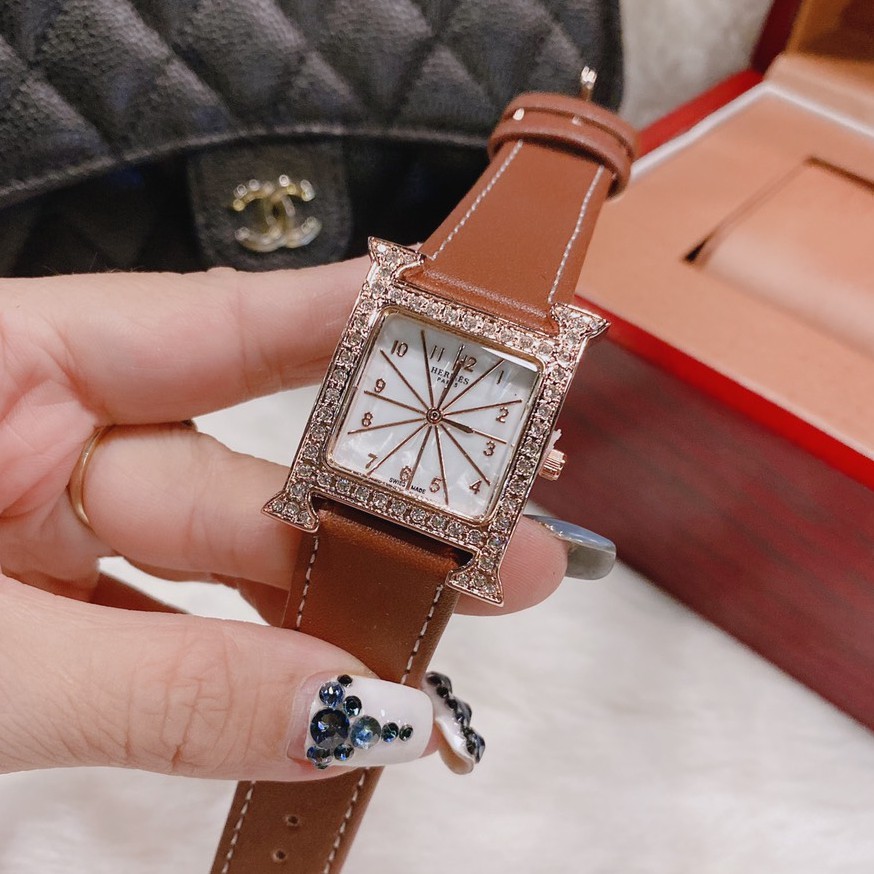 Đồng hồ nữ hermes mặ vuông, hàng full box, thẻ bảo hành 12 tháng - Dongho.HM