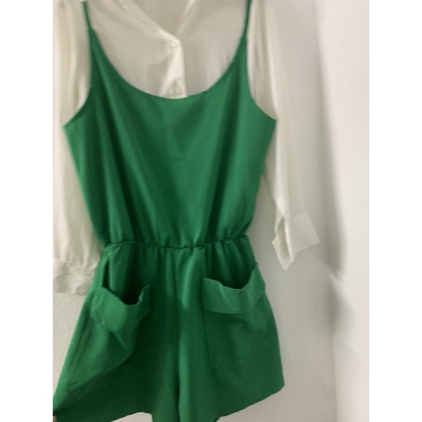 Jumpsuit xanh lá hiệu Nhật