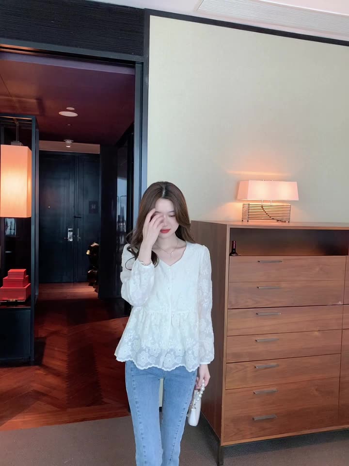 Áo Ren Tay Dài Cổ Chữ V plus Size Phong Cách Hàn Quốc Thời Trang Mùa Thu Cho Nữ | BigBuy360 - bigbuy360.vn