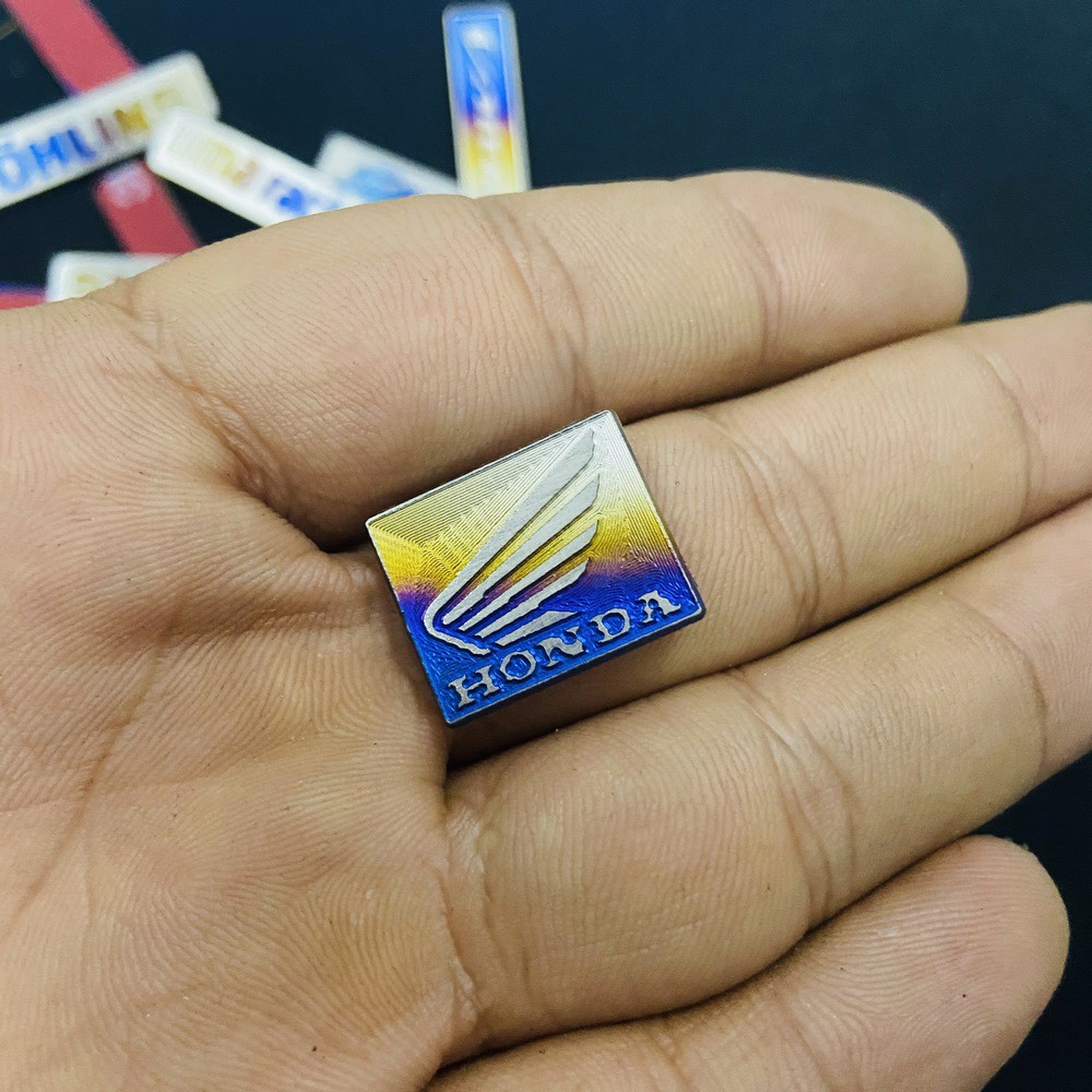 [GIÁ GỐC] HUY HIỆU LOGO NHỎ MINI TRANG TRÍ DÁN XE SIÊU CHẮC TITAN (100%)