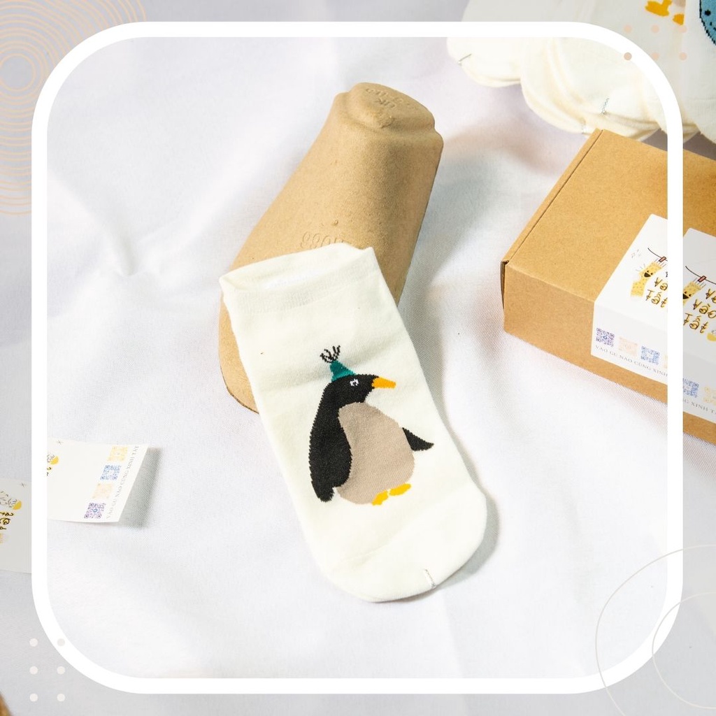 TẤT VỚ NỮ CỔ NGẮN TRẮNG GẤU CUTE