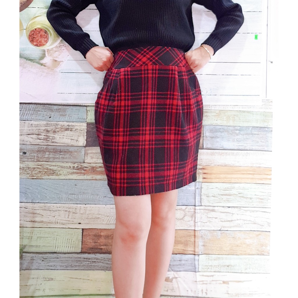 chân váy chốt live | BigBuy360 - bigbuy360.vn