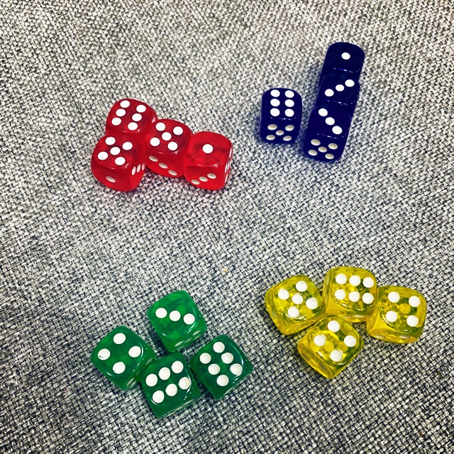 Set x4 viên xí ngầu màu siêu đẹp có thể chơi dice stacking