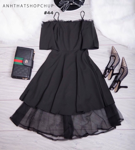 Đầm 2 dây rớt vai dễ thương nhẹ nhàng | BigBuy360 - bigbuy360.vn