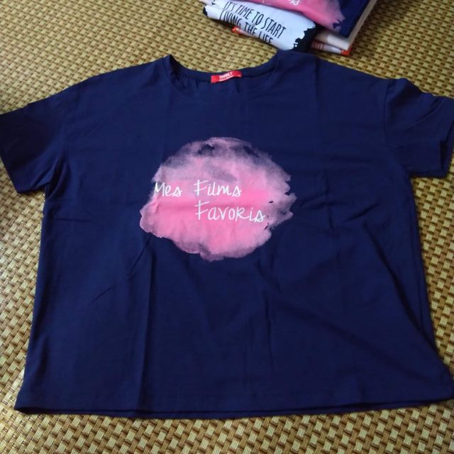 Áo phông nữ dáng croptop