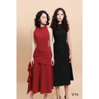 Váy bèo đính ngọc bên sườn che bụng