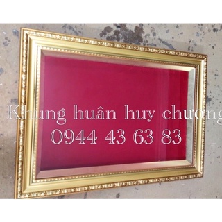 khung huân huy chương