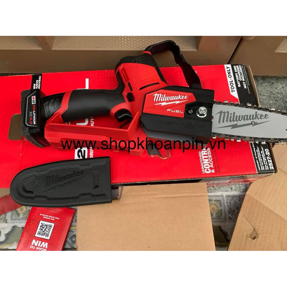 Cưa xích Milwaukee 2527 M12