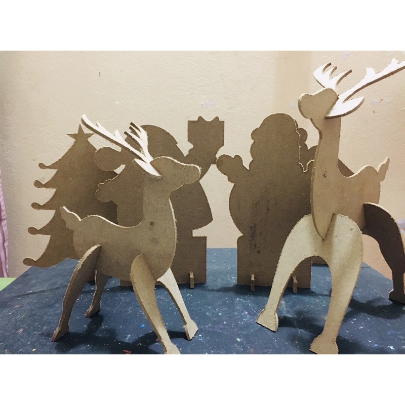 Mô hình con tuần lộc 20x25cm bằng gỗ cho bé sáng tạo