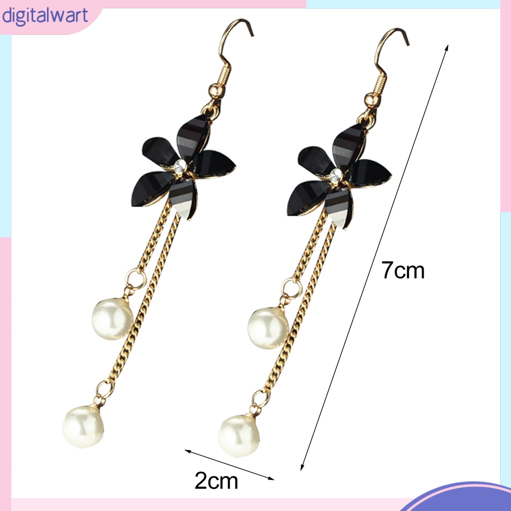 Đôi bông tay họa tiết hoa và ngọc trai thời trang cho nữ