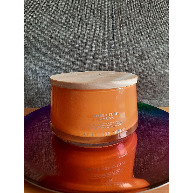Nến thơm Amber Teak & Musk