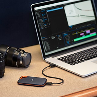 Ổ cứng di động External SSD Sandisk Extreme Pro V2 E81