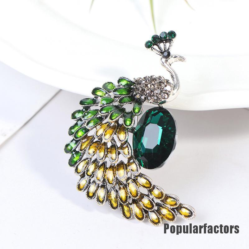 Trâm Cài Áo Hình Chim Công Đính Đá Xanh Lá Cây 1