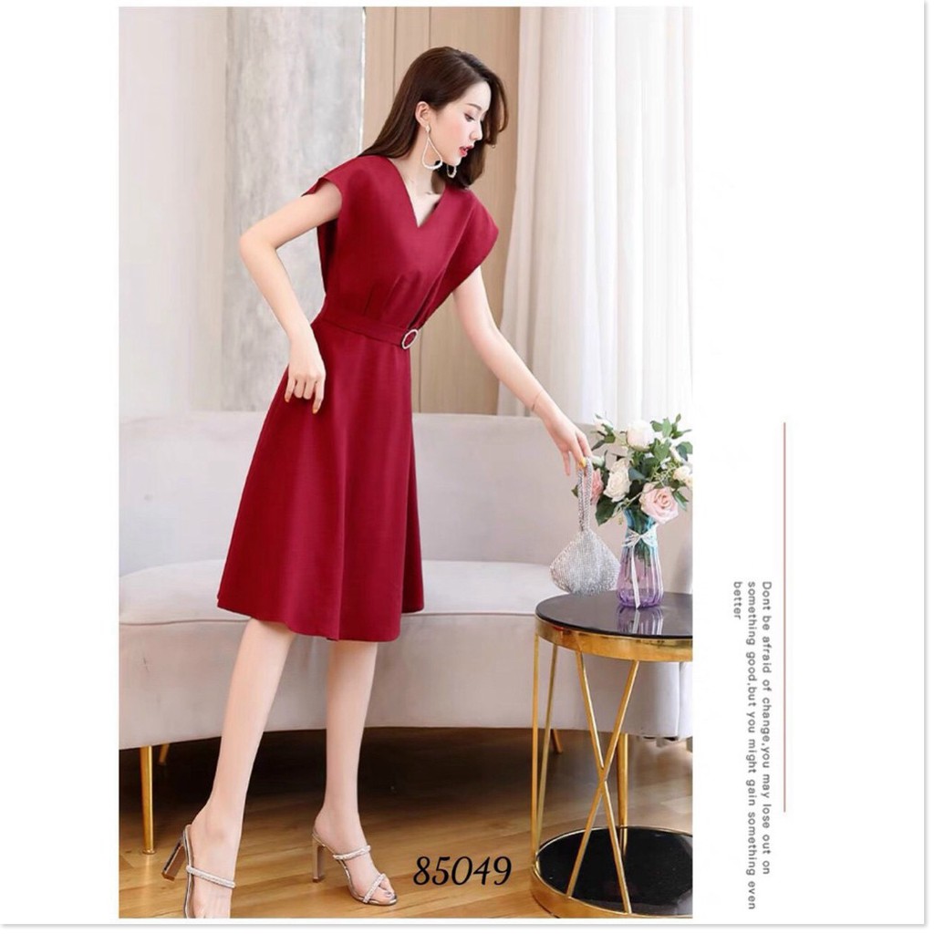 ĐẦM COTTON LẠNH THIẾT KÊ NER LƯNG XINH XẮN,HỌA TIẾT TRƠN NHƯNG KHÔNG KÉM PHẦN SANG TRỌNG  THỜI TRANG KME.STORE