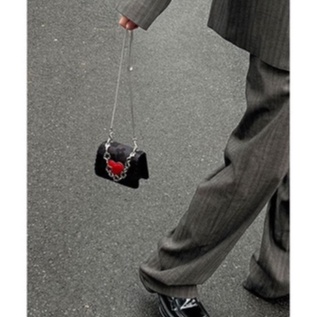 Túi Xách Mini Màu Đen Phối Dây Xích Đơn Giản Xinh Xắn