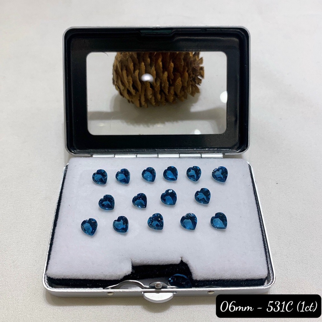 Mặt Đá Topaz London Hình Trái Tim Cực Đẹp