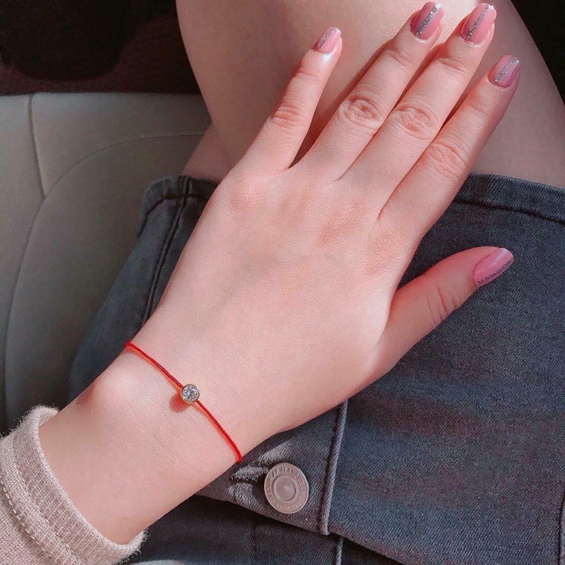VÒNG TAY CHỈ ĐỎ KIM VÀNG KÈM HỘP NHUNG THÁI LAN