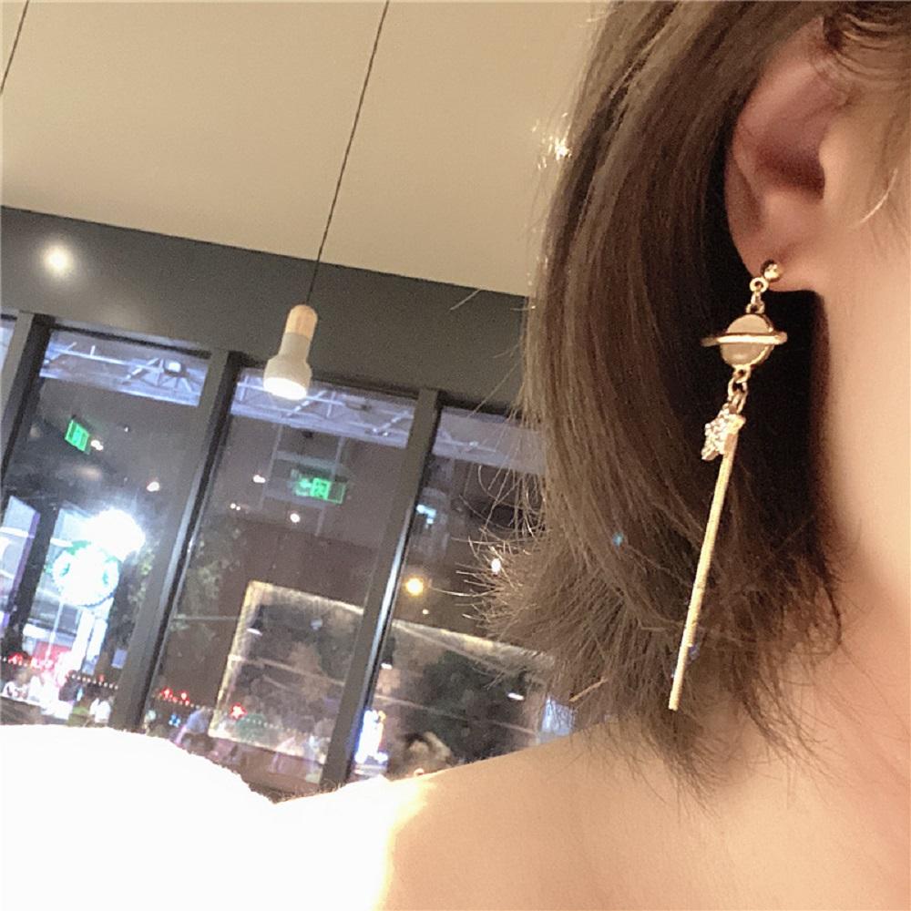 Bông Tai Dáng Dài Hình Mặt Trăng Thời Trang S925|Hành Tinh