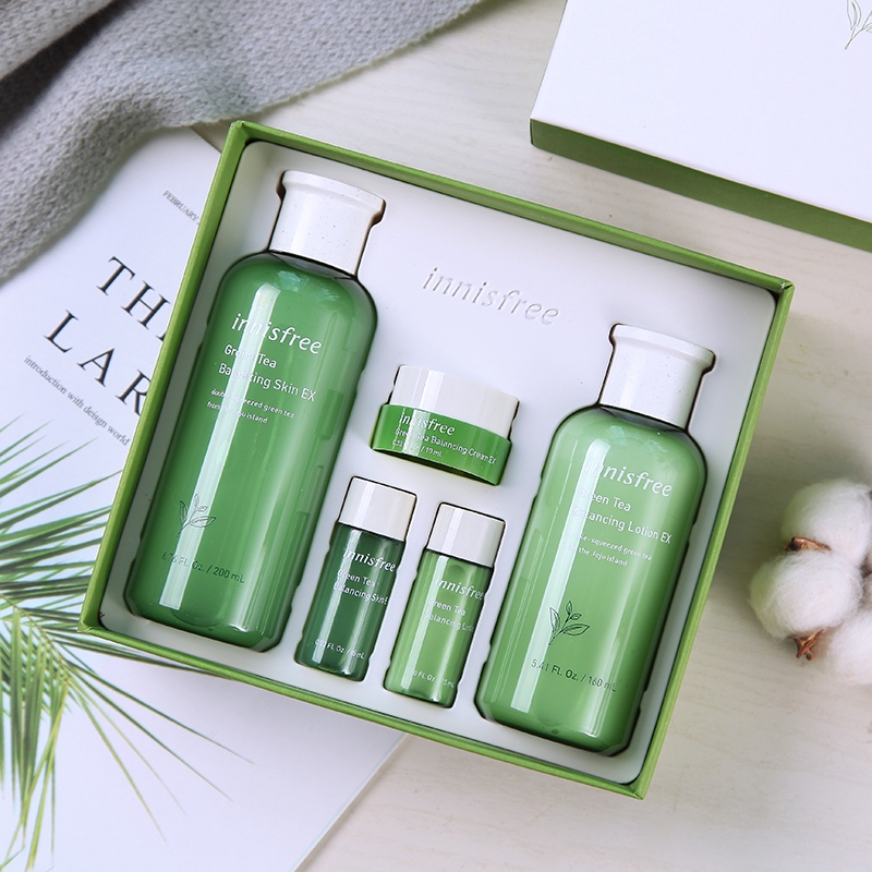 Set 7 mỹ phẩm chiết xuất trà xanh Innisfree dưỡng da hiệu quả