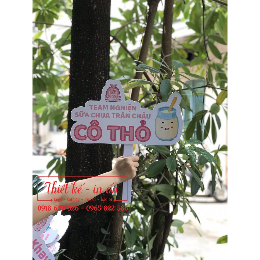 Hashtag cầm tay, hashtag chụp hình, bảng cầm tay chụp hình theo yêu cầu