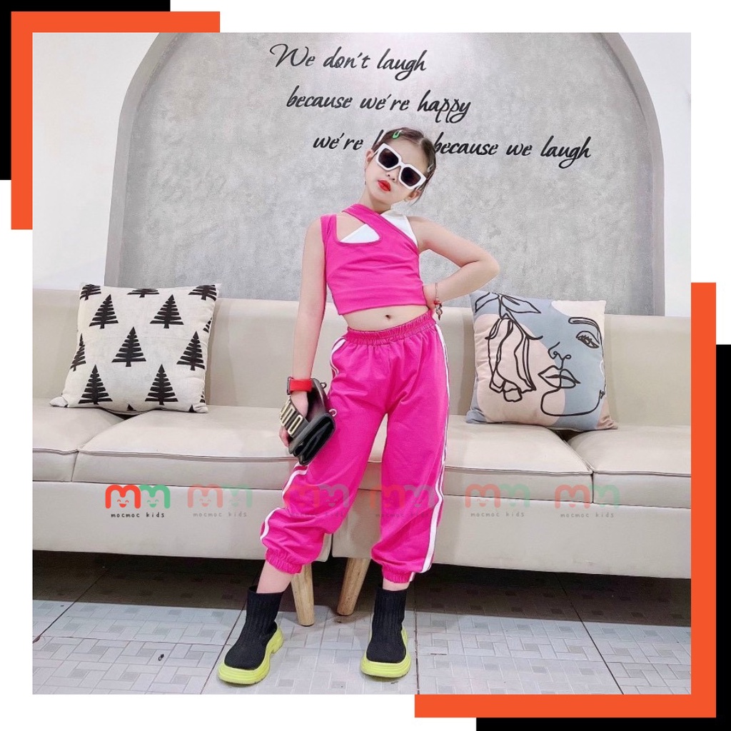 Set đồ học nhảy bé gái cá tính áo croptop chéo vai phối quần jogger thun cotton cao cấp cho bé 9kg đến 42kg